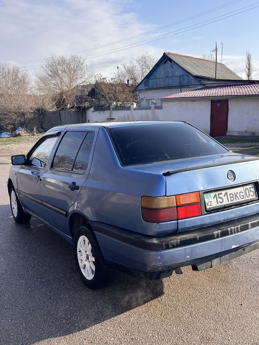 Volkswagen Vento 1.8 моно
