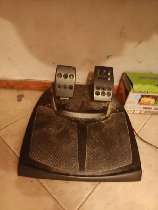 Logitech mono racing
