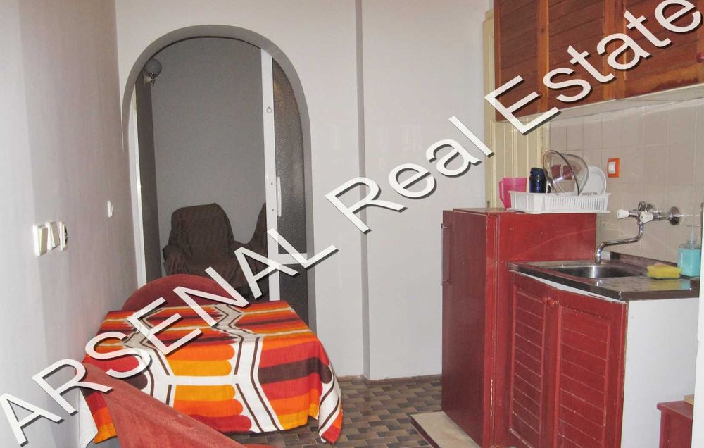 Продава се Двустаен апартамент в София, Център - 70 кв.м за 2500 €/кв.м - Снимка #1