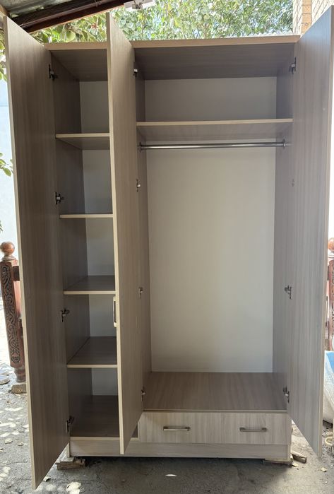 Шкаф для одежды