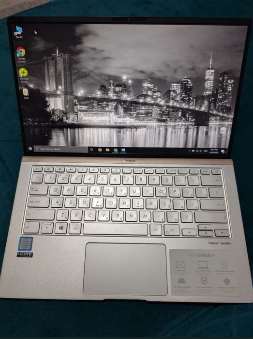 Asus ZenBook 14'