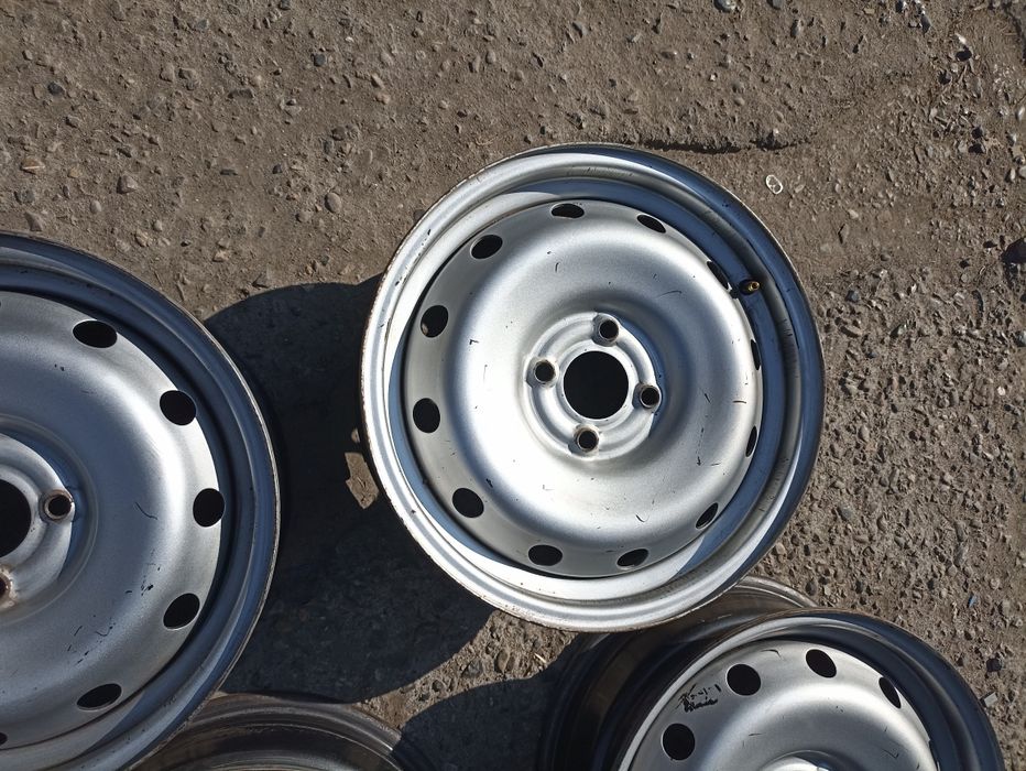 Железные диски R 15 ларгус, веста