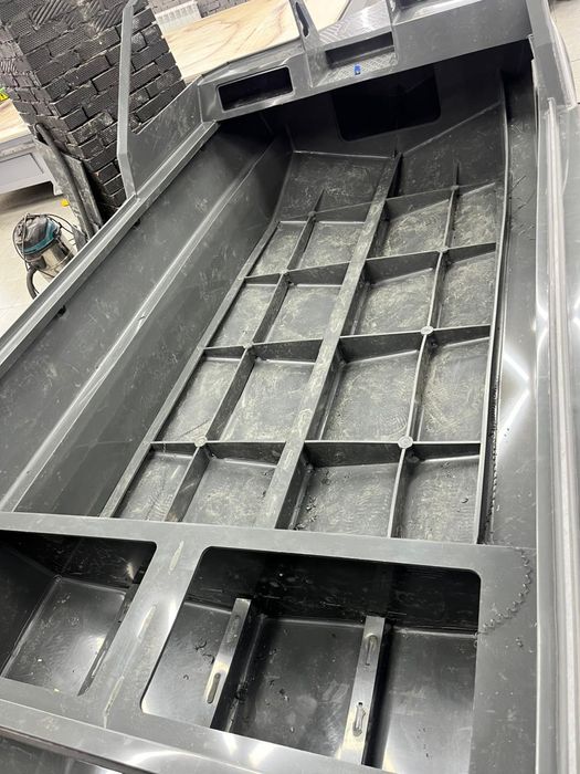 Лодка из ПНД, новая