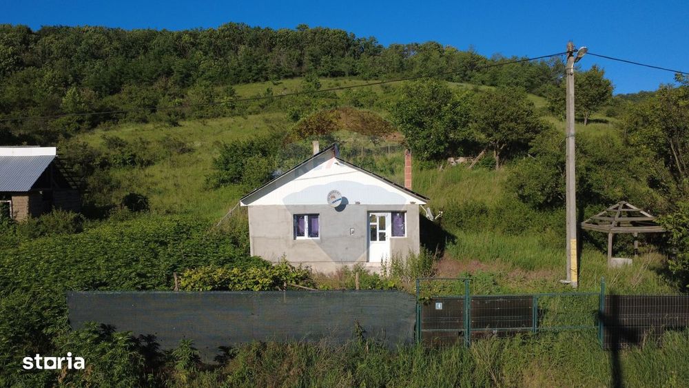 Casa de vanzare in Vultureni