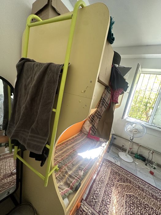 Кровать детская двухярусная