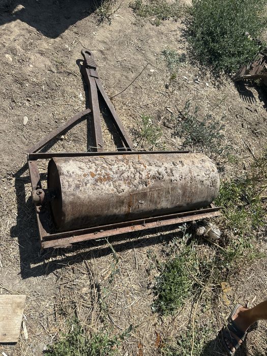 Трактор с телегой