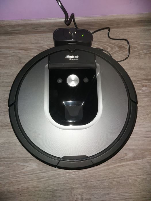 Robot aspirator iRobot Roomba i7