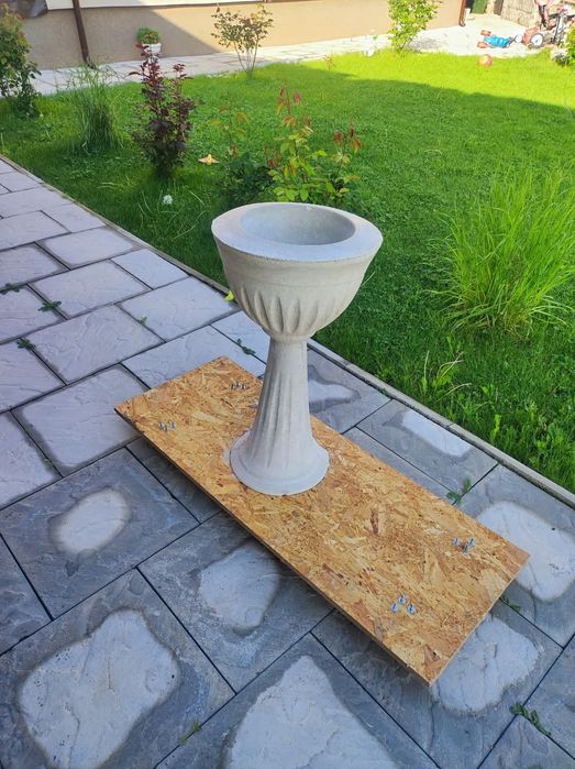 Ghiveci beton exterior