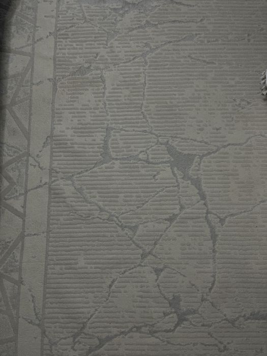 Продам ковер, размер 2 на 4 метра