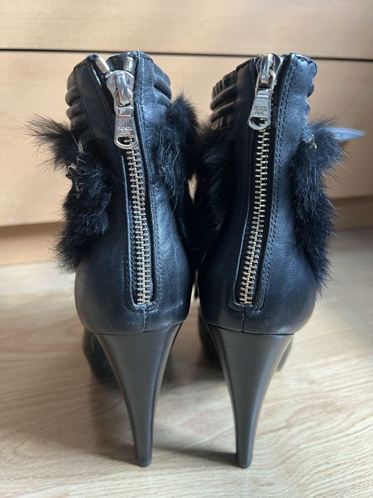 Patrizia Pepe кожени боти