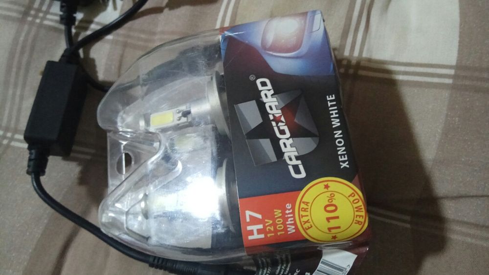 Becuri auto Halogen