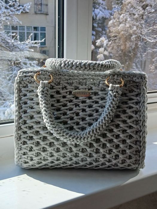 Вязанные сумочки ручной работы