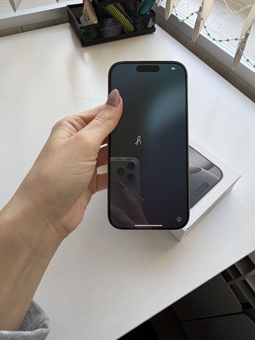 Apple iPhone 16 Pro – 256GB, 5G, Natural Titanium