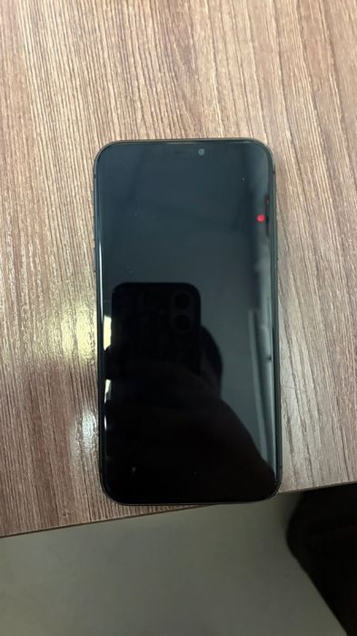 Iphone 11 в хорошем состояний