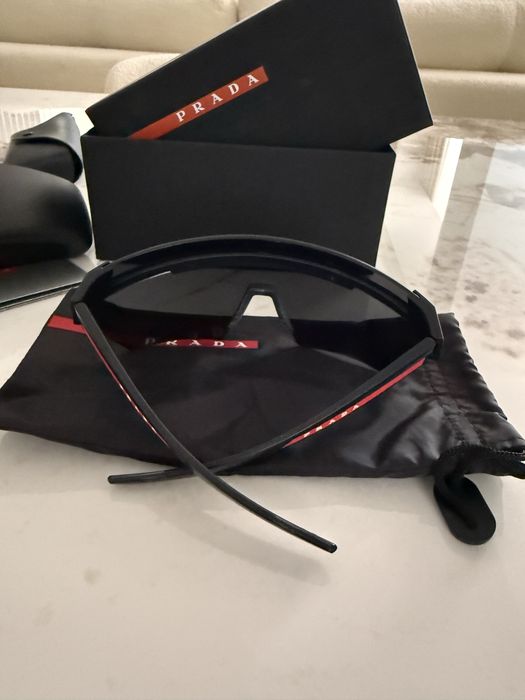 Ochelari de soare Prada