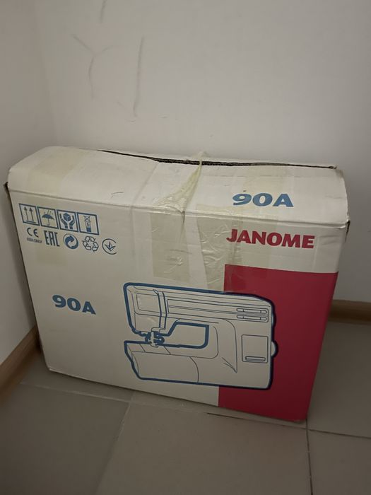 Срочно продам столь 85х85