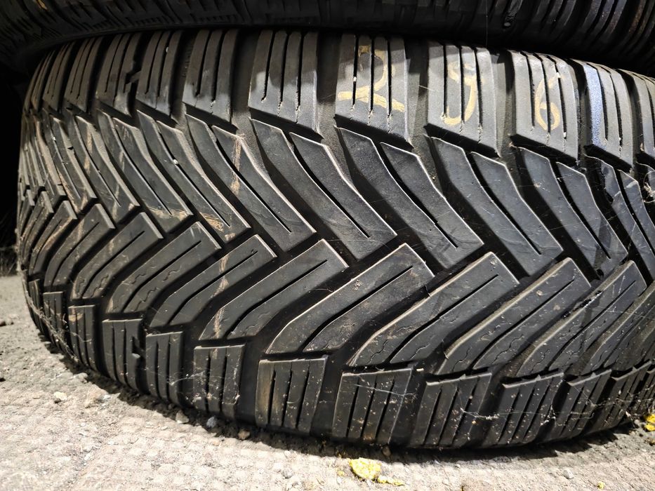 Зимни гуми 205 45 17 - Bridgestone, Hankook -