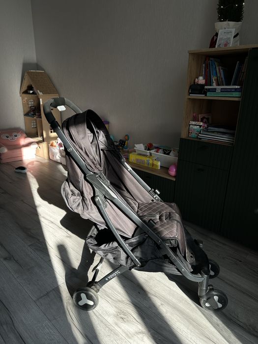 Детская коляска yoya