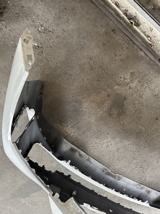 Bara fata BMW seria 1 2018 / 2023 F40 F41 M-pachet