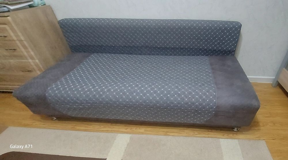 Продаю диван раскладной