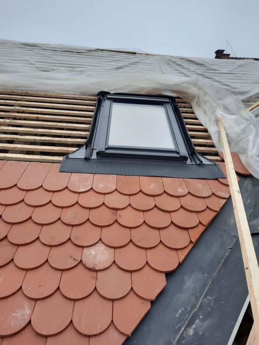Velux geam acoperis montaj