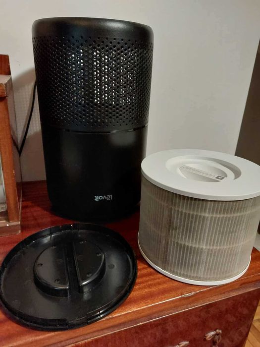 Purificator de Aer LEVOIT Core 300 True HEPA, Carbon Activ, Black