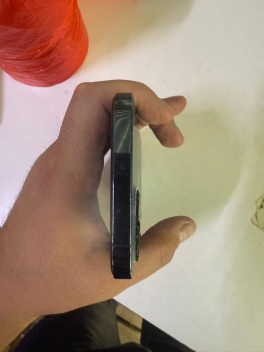 Продам iphone 12 pro max 128 GB