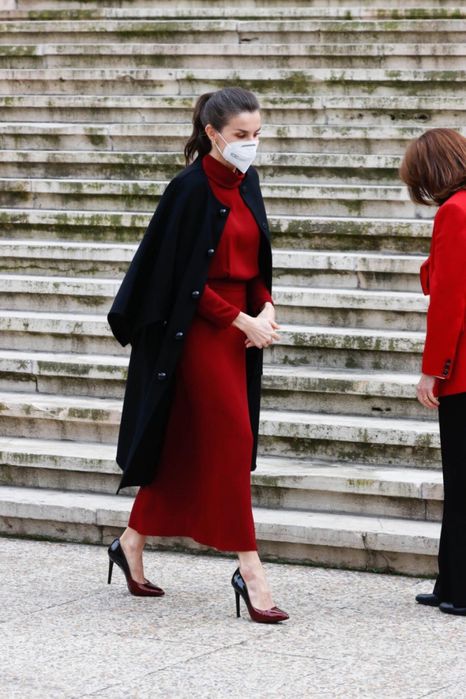 Новое платье Massimo Duti