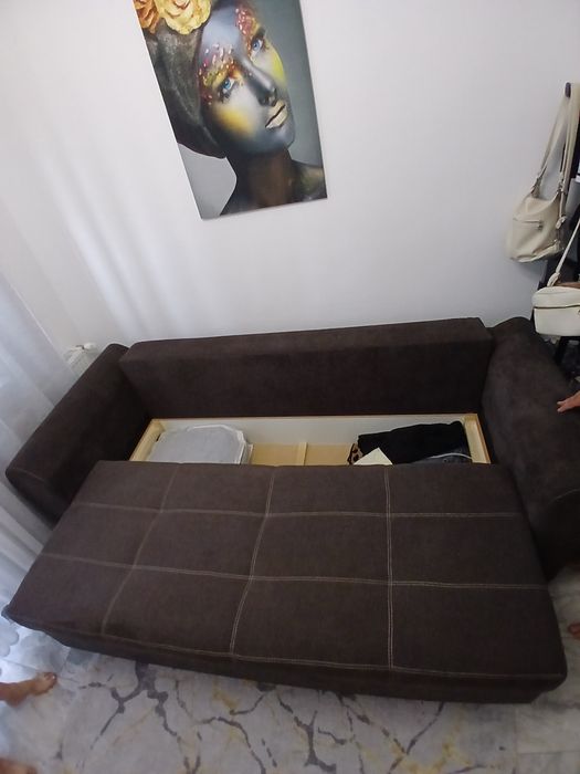 Vand urgent !!!Canapea +comoda de vânzare