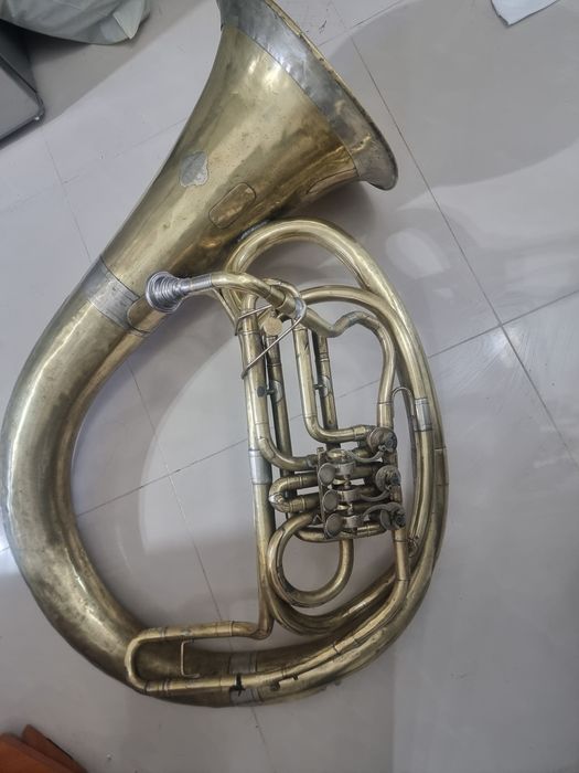 BAS Si Bemol  Karl  MILLER