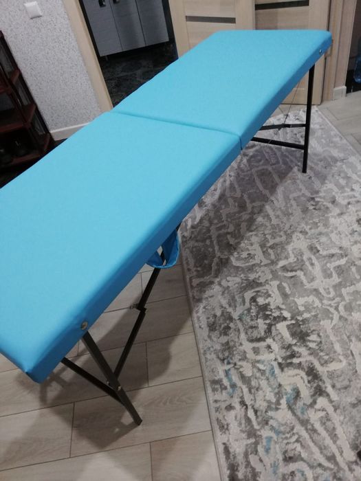 Продам Новые кушетки