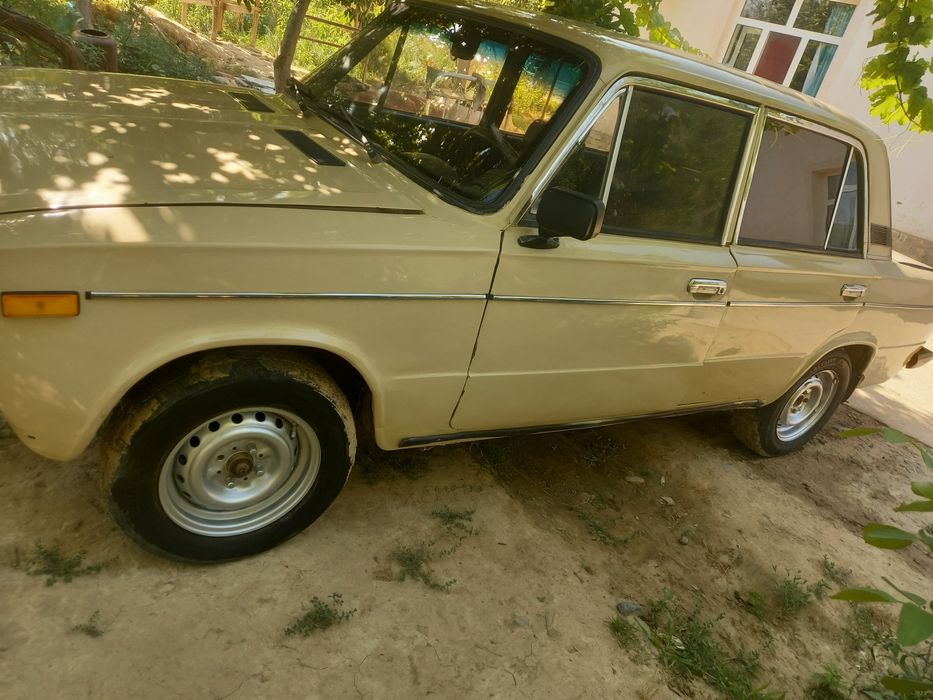 Vaz 2106 sotiladi