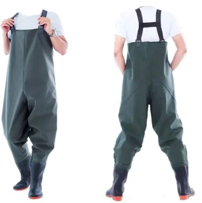 Плащь - комбинезон резиновый для рыбалки