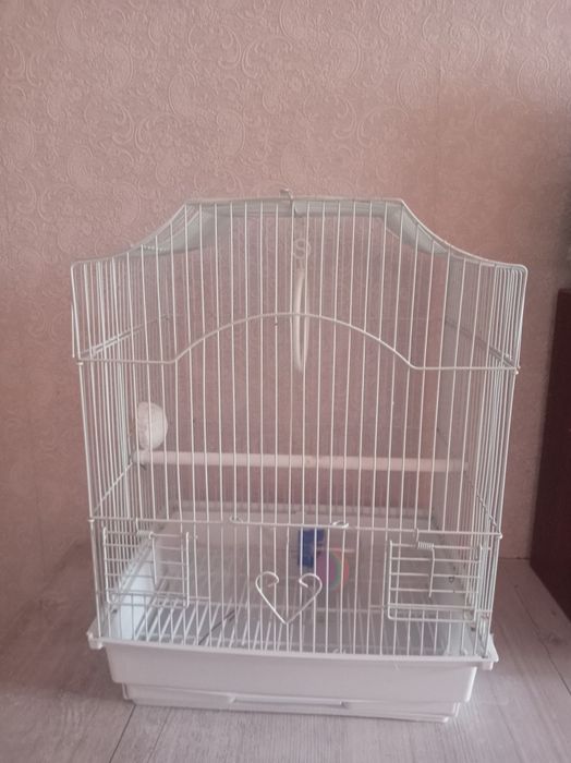 Продам клетку для попугаев