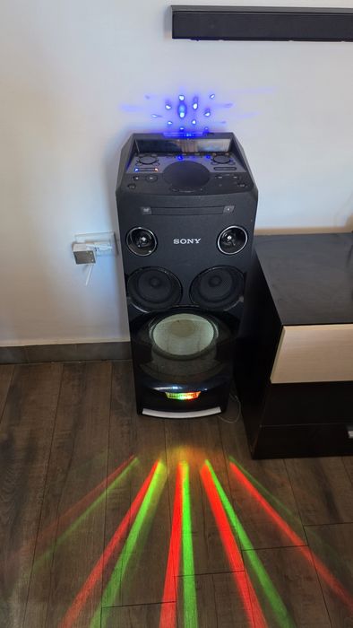 SONY MHC-V7D 
 Високомощна безжична Hi-Fi система- USB конектор, Bluetooth с NFC
