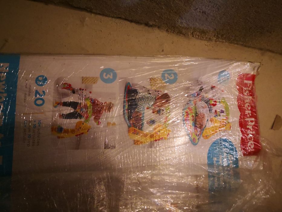 Активна гимнастика за бебе, Fisher Price"  детско КАМИОНЧЕ " moni"