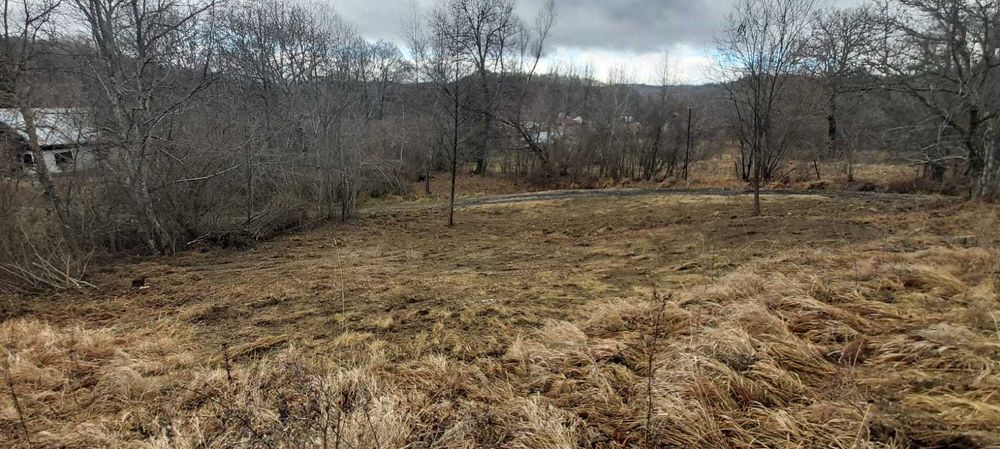 Particular vând teren intravilan construibil 1360 mp. în Breaza – Valea Târsei – 14euro/mp.