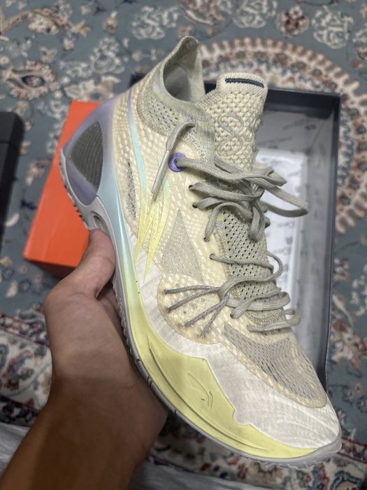 Lining wade 808 3 ultra v2 Spectra