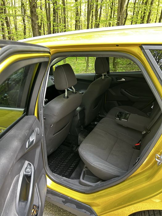 Ford Focus 1.6 benzina