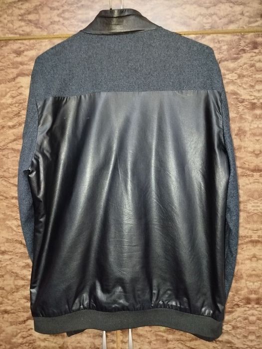 Мужской витрофка сотилади