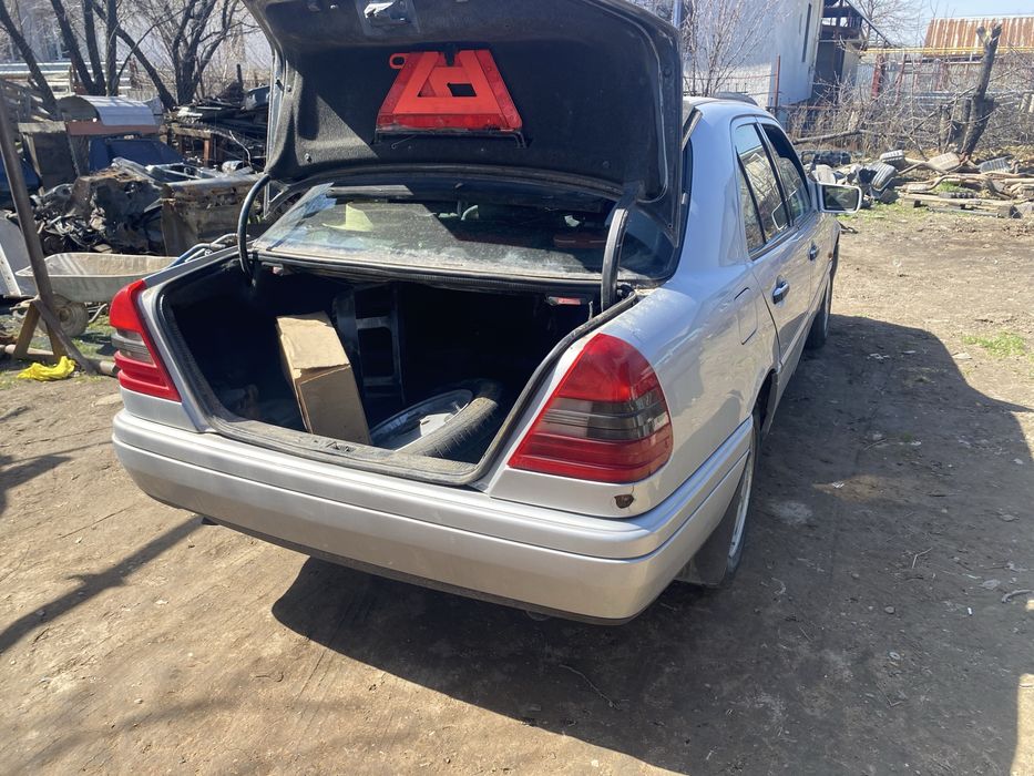 Авторазбор мерседес w202