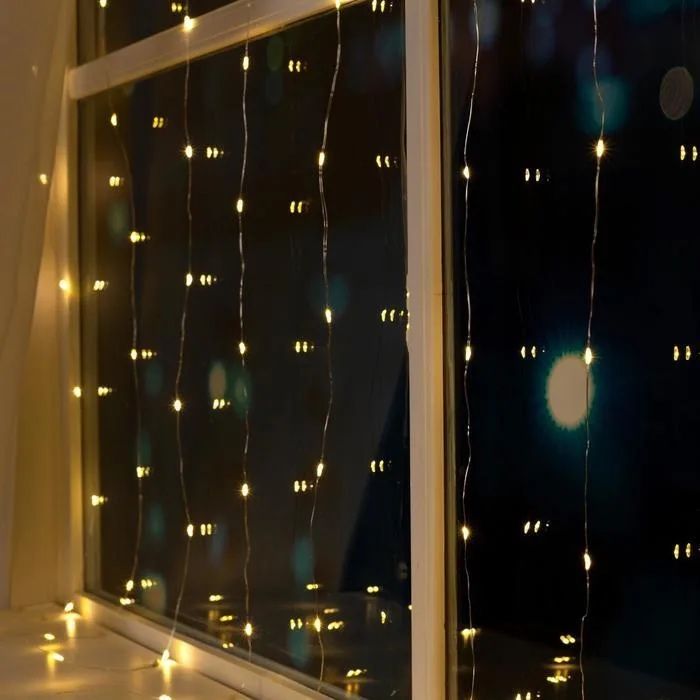 Продам гирлянду роса 3 м х 2 м