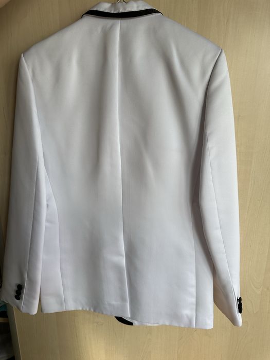 Мъжко бяло сако размер 48