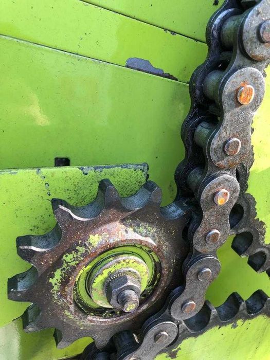 Рулонный пресс-подборщик Сlaas Rollant 46 с Европы