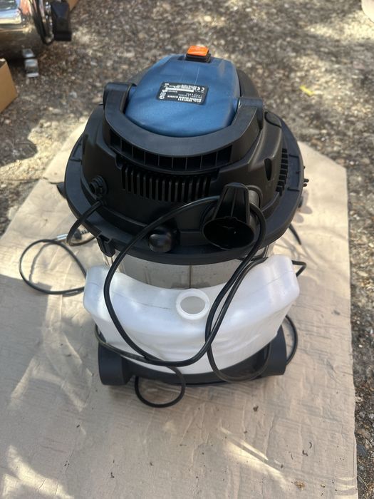 Aspirator curatat covoare 1400W