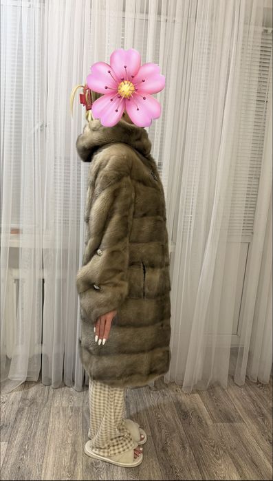 Продам норковую шубу