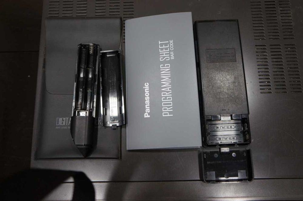 Видеорекордер Panasonic NV-FS1, повреден, с баркод четец