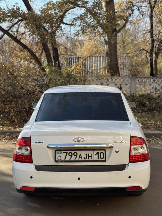 продам лада приору 2 базовая