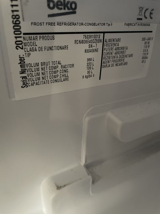 Frigider Beko defect