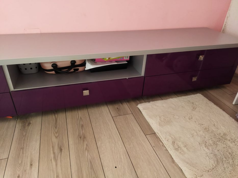 Vând mobila living!